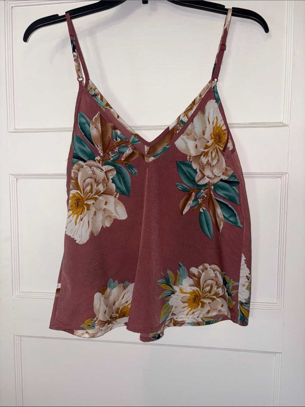 SHEIN Mauve Floral V-Neck Spaghetti Strap Cami